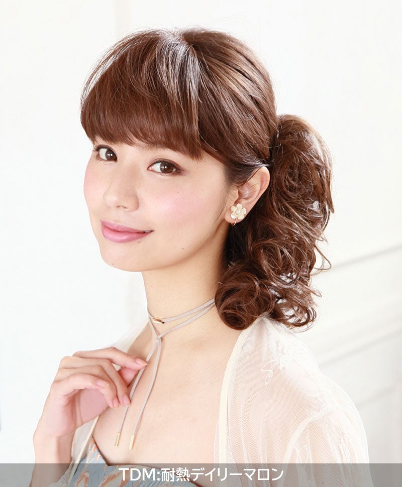 ふんわり総手植え前髪ウィッグ【フルバング】FX-100 TDB:耐熱ダークブラウン　モデル着用画像