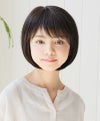 帽子ウィッグ(フィット）【ショートボブ】 品番BO-11耐熱 着用イメージ8 カラー TCK：耐熱ショコラブラック 