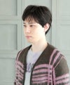 男性用五分ウィッグ【ミディアムショート】 品番GB-24耐熱 着用イメージ10 カラーTCK：耐熱ショコラブラック