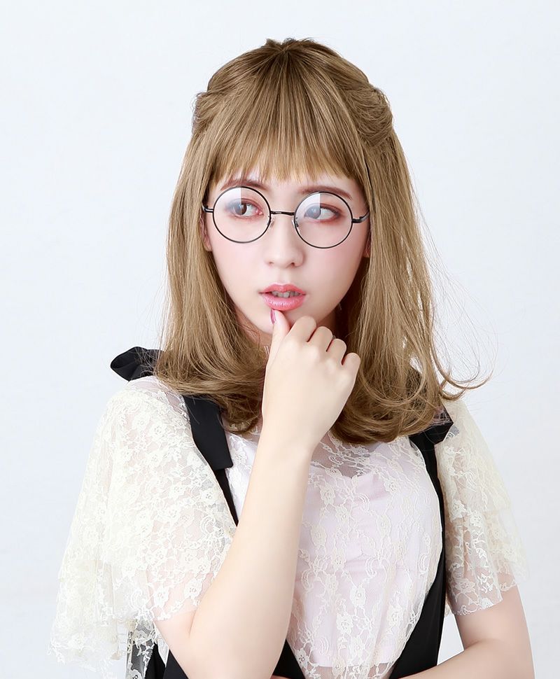  グラデーションカラーウィッグ【フリルカールミディ】 品番CTA-693 着用イメージ7 カラー CTSBR：耐熱ショコラブラウン