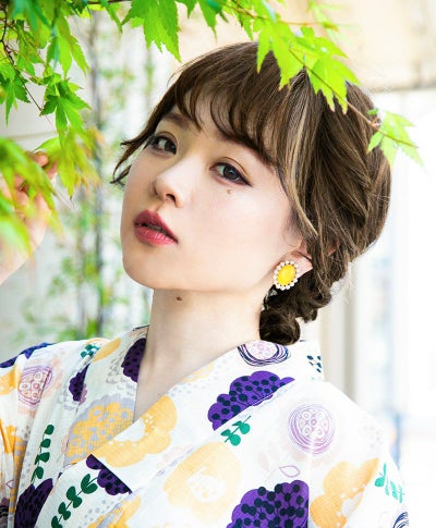 PRISILA BEAUTE総手植えオールウィッグ(人毛ミックス)【エレガントカールロング】品番BA-105耐熱 浴衣イメージ1 カラーZMBR人毛ミックスメッシュブラウン