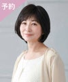 予約商品 ミセスオールウィッグ【ネオクラシックボブ】 品番A-115耐熱 人毛のような自然さの新ファイバー使用 着用イメージ2 カラーTDB：耐熱ダークブラウン