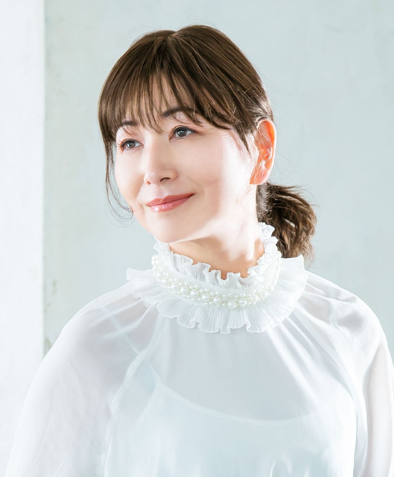 白髪隠しウィッグ(人毛100％)【ロング】ST-102　モデル着用画像　ZBBK