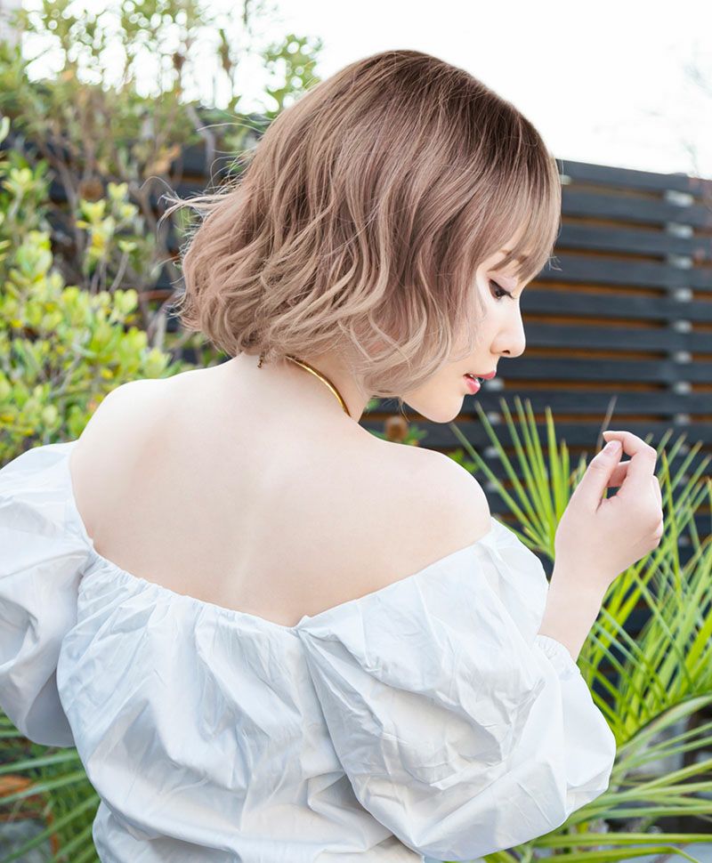 帽子ウィッグ（フィット）【波ウェーブボブ】 品番BO-15 耐熱 カラーTDMT 耐熱ダスティミルクティー