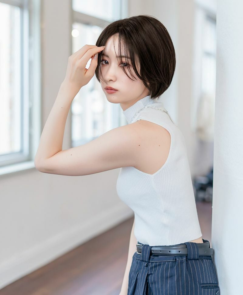 【公式サイト限定】PRISILA Limi手植えオールウィッグ(人毛ミックス)【ルナショート】品番：LA-001　着用イメージ14 カラー ZNC:人毛ミックスナチュラルカラー