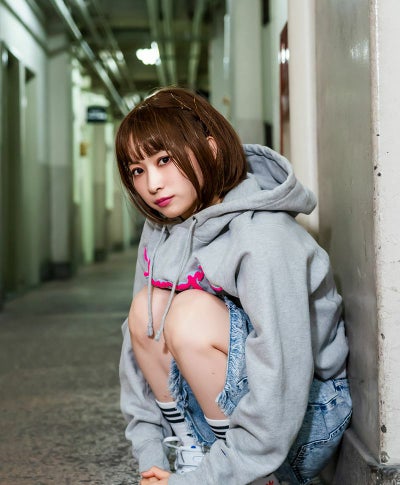 【公式サイト限定】PRISILA Limi手植えオールウィッグ(人毛ミックス)【シェリーボブ】LA-003(S・Mサイズあり) モデル着用イメージ カラーZMB:人毛ミックスマロンブラウン