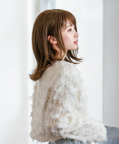 【公式サイト限定】PRISILA Limi手植えオールウィッグ(人毛ミックス)【フラネレイヤーミディ】品番/LA-004　カラー/ZMB:人毛ミックスマロンブラウン　着用イメージ15