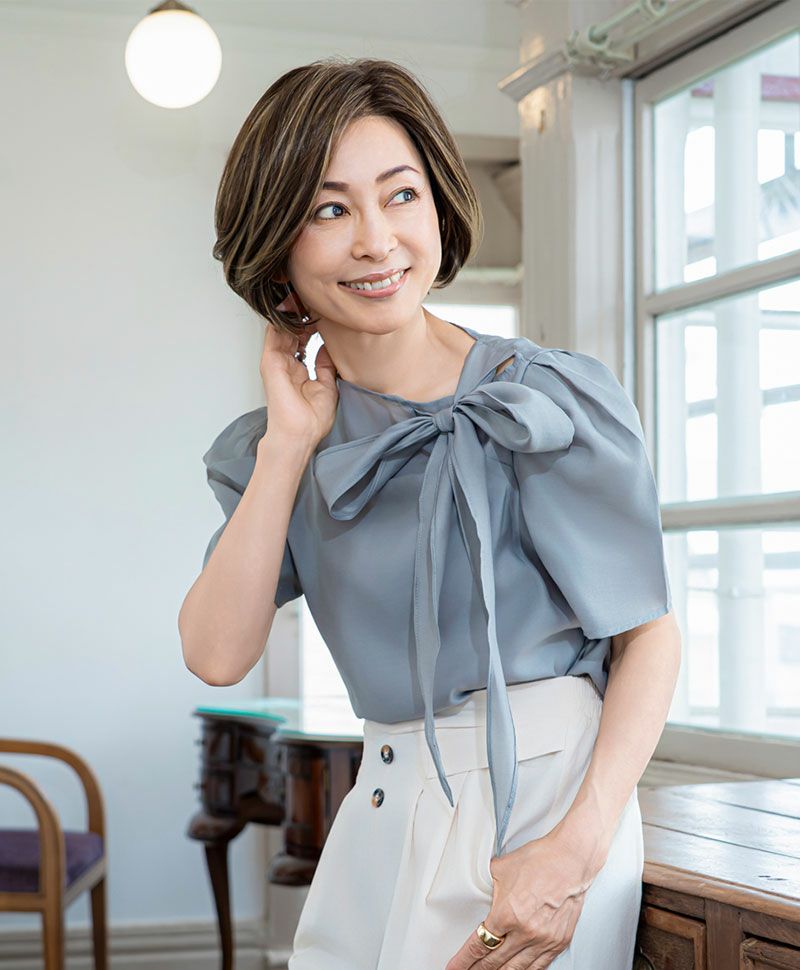 PRISILA Limi手植えオールウィッグ(人毛ミックス)【マノンワンレンボブ】LA-007 モデル画像 ZHM：人毛ミックスハイメッシュ