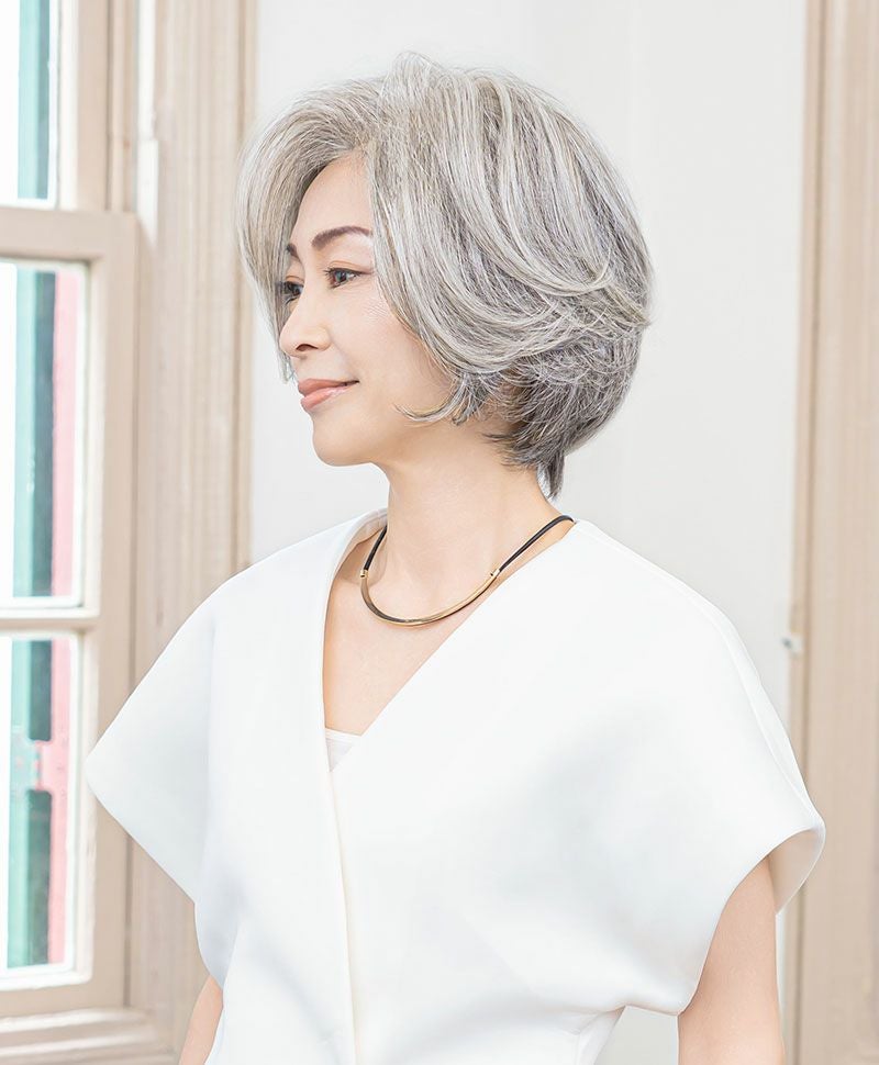 PRISILA Limi手植えオールウィッグ(人毛ミックス)【マノンワンレンボブ】LA-007 モデル画像ZLGH:人毛ミックスライトグレイヘア