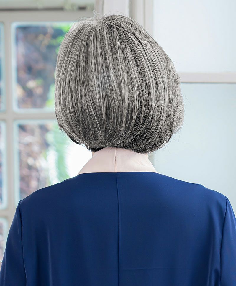 PRISILA Limi手植えオールウィッグ(人毛ミックス)【マノンワンレンボブ】LA-007 モデル画像 ZNGH:人毛ミックスナチュラルグレイヘア