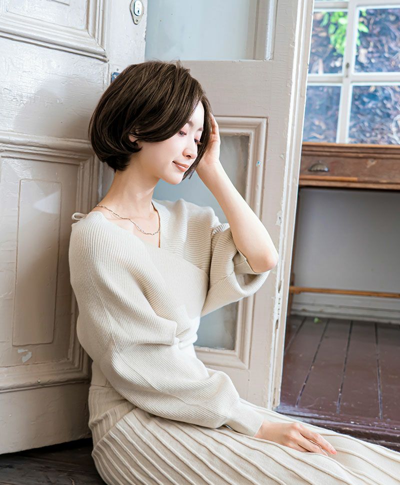 PRISILA Limi手植えオールウィッグ(人毛ミックス)【マノンワンレンボブ】LA-007 モデル画像 ZNB：人毛ミックスナチュラルブラウン