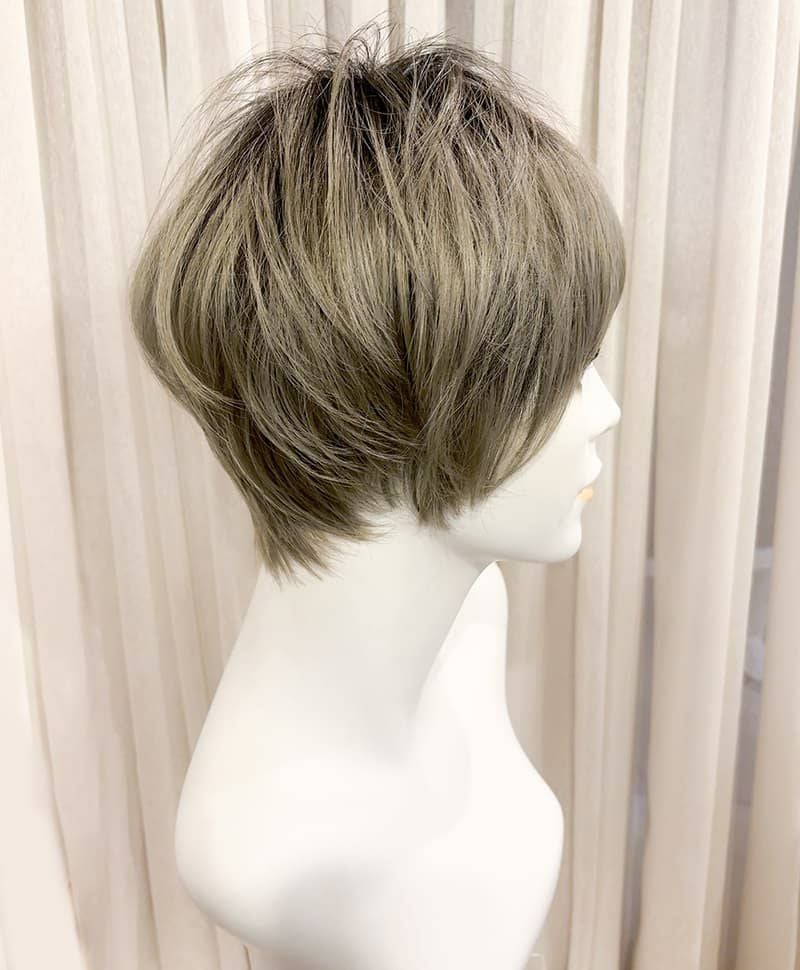 【WEB限定一点もの】マシンメイドグラデーションオールウィッグ【ショート】UMEDA-945-CTOG耐熱オリーブグレー【梅田サロンカットウィッグ】