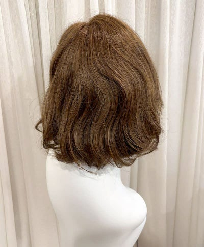  【WEB限定一点もの】手植えオールウィッグ【ボブ】UMEDA-956-ZMB人毛ミックスマロンブラウン【梅田サロンカットウィッグ】Sサイズ　マネキン着用画像着用画像
