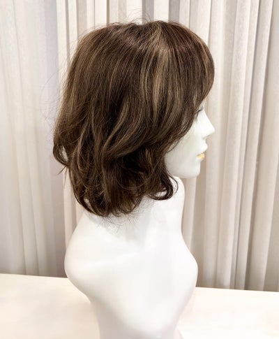  【WEB限定一点もの】手植えオールウィッグ【ボブ】UMEDA-964-ZHM人毛ミックスハイメッシュ【梅田サロンカットウィッグ】Mサイズ　マネキン着用画像